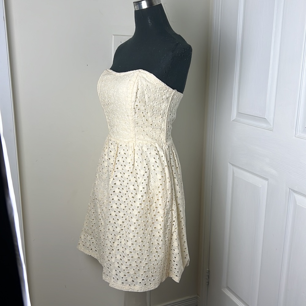 Blue Rain Strapless Guipure Eyelet lace Chic Dress Size Medium